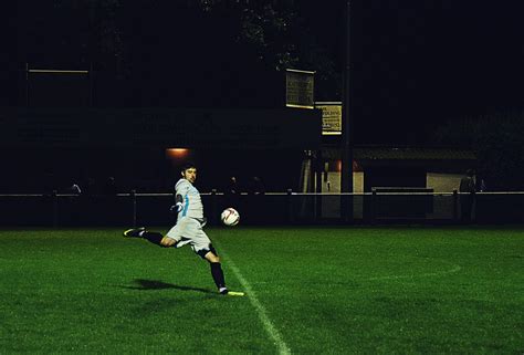 Futbolda En İyi Serbest Vuruş Golleri ve Teknikleri